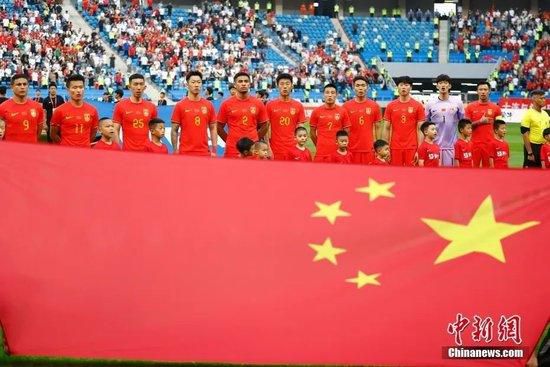 国产午夜视频在线播放